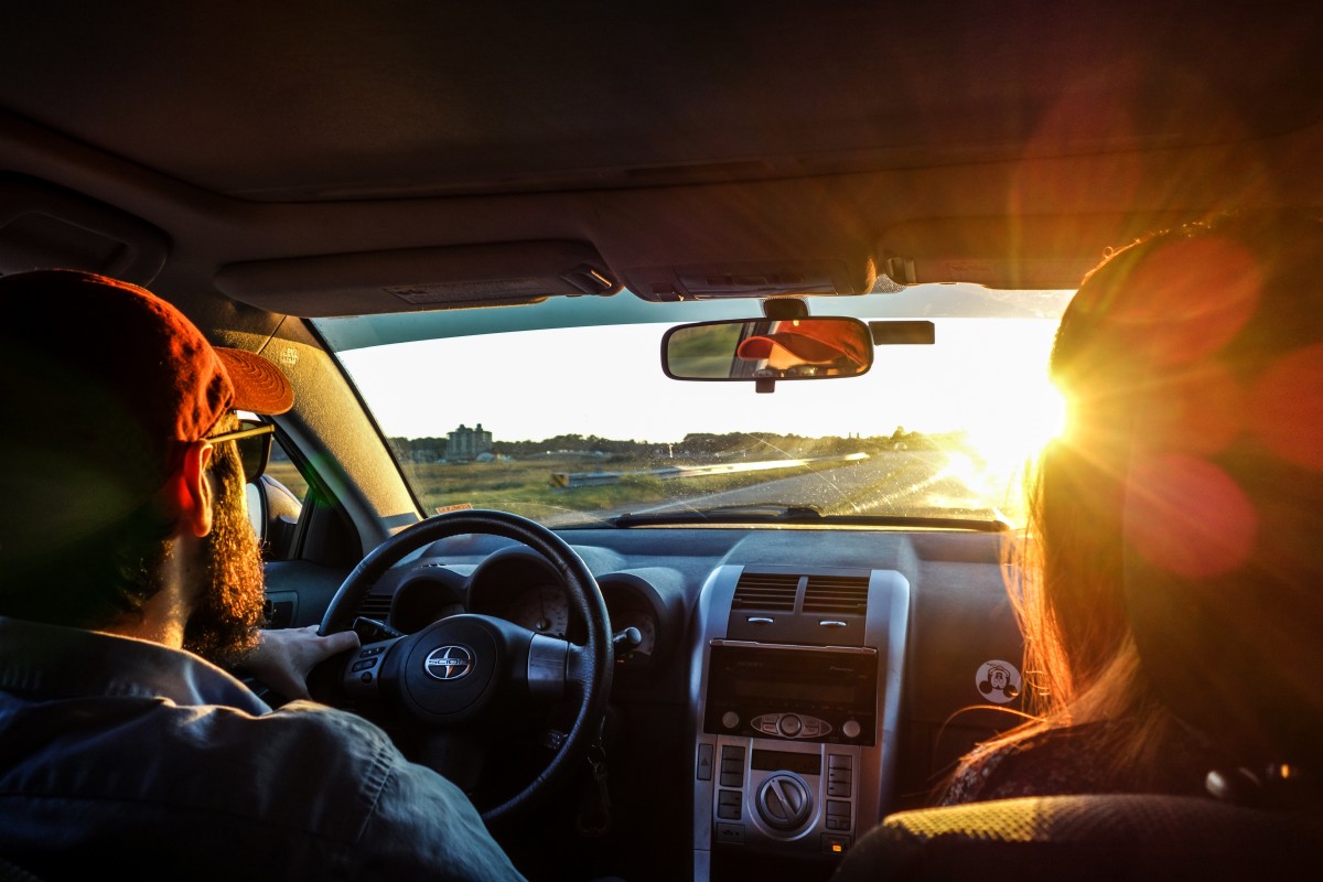 Départs en vacances : en voiture, le type de musique choisi influe sur le  style de conduite